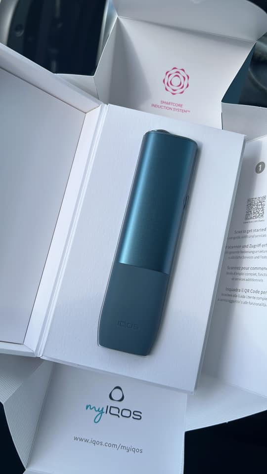iqos-one-grigioblu-con-la-scatola